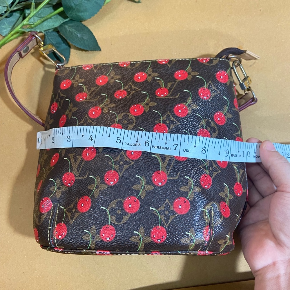 Leather Cherry Bag. - Picture 11 of 11